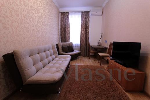 2 r.apartment Zheltoksan Tole bi,80$/day, Almaty - apartment by the day