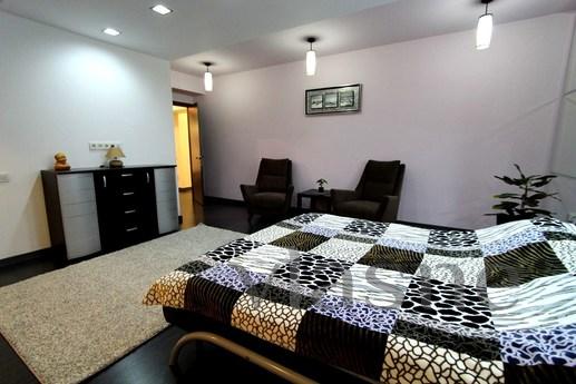 2 bedroom apartment in the center, Almaty - günlük kira için daire