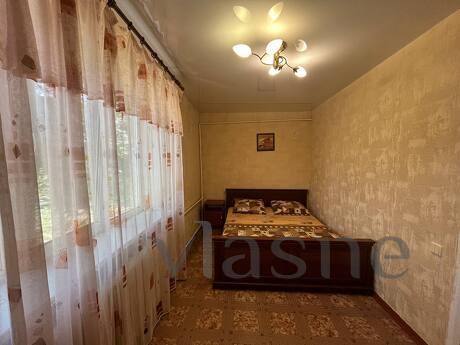 For daily rent, a 2-room apartment is located on Kostromskay