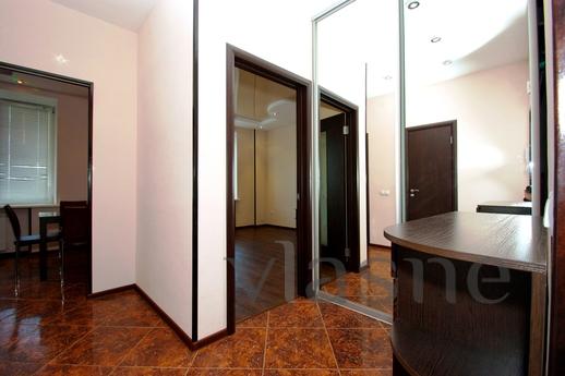 Spacious suite in the center, Kirov - günlük kira için daire