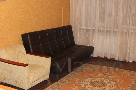 Luxurious apartment in the city center, Karaganda - günlük kira için daire