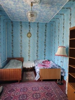 Rent a three-room apartment, Svitlovodsk - apartment by the day