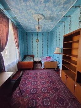 Rent a three-room apartment, Svitlovodsk - apartment by the day
