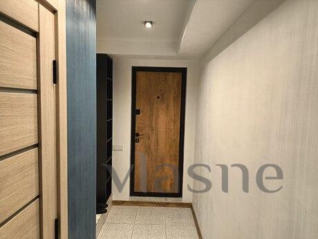 Затишна кв. поруч із клінікою Рахманова, Днепр (Днепропетровск) - квартира посуточно