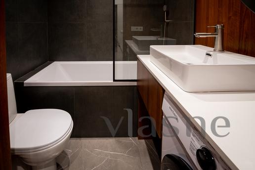 Quiet apartment in charge of Bartolomeo ta, Dnipro (Dnipropetrovsk) - günlük kira için daire