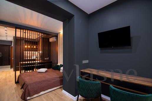 Quiet apartment in charge of Bartolomeo ta, Dnipro (Dnipropetrovsk) - günlük kira için daire