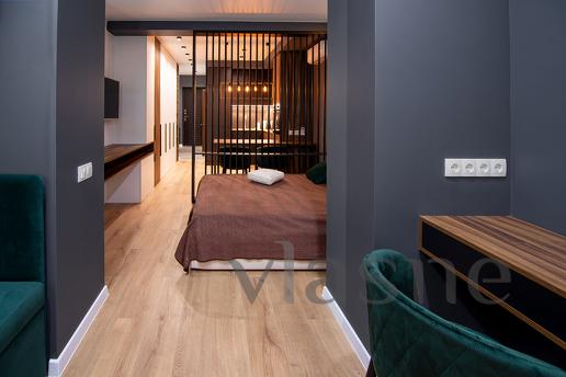 Quiet apartment in charge of Bartolomeo ta, Dnipro (Dnipropetrovsk) - günlük kira için daire