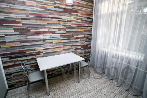 The center of the place and the calm expanse of the sky, Dnipro (Dnipropetrovsk) - günlük kira için daire