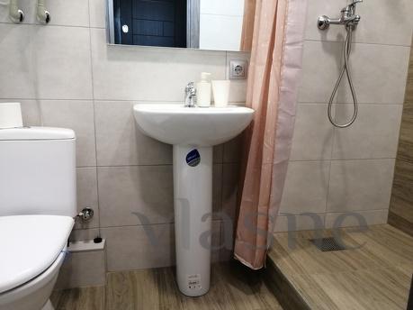 The apartment is dark, where the day is forgotten, Dnipro (Dnipropetrovsk) - günlük kira için daire