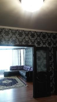4 bedroom apartment, Aktobe - apartment by the day