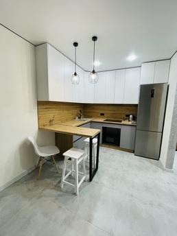 Luxury apartment in the Ostrova residential complex with sea view., Odessa - apartment by the day