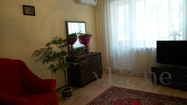 Rent second. Suvorova 10. State Fair, Pavlodar - apartment by the day