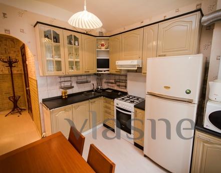 Daily 3-bedroom apartment near the metro, Moscow - apartment by the day