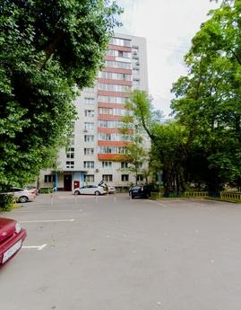 Apartment for rent near the Metro, Moscow - apartment by the day