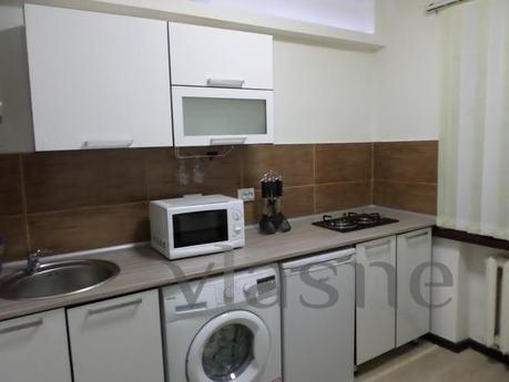 Apartment in the center, Shymkent - apartment by the day