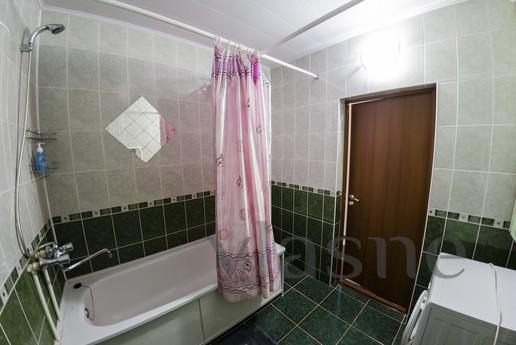 Two-bedroom apartment, Komsomolskaya, Orenburg - günlük kira için daire
