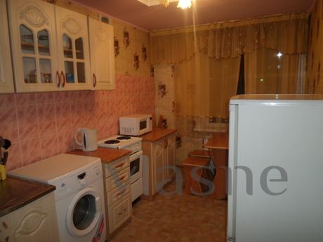 good 3hkomnatnaya apartment, Pavlodar - günlük kira için daire