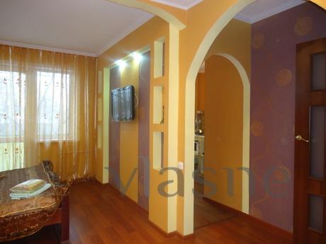 Studio in the center, Karaganda - apartment by the day