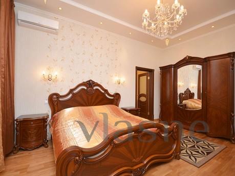 2-bedroom apartment in the city center, Chelyabinsk - günlük kira için daire