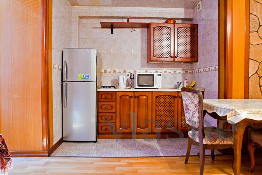 Cozy studio apartment in the center, Almaty - apartment by the day