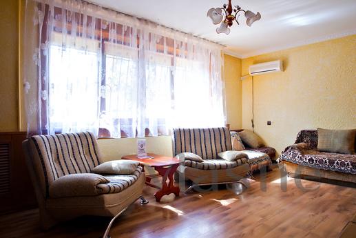 2 bed + sofa bed + 2 chair-bed. Maximum guests: 4 adult + 2 