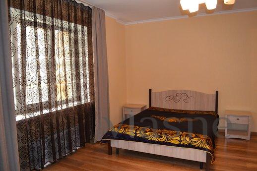 Furniture and other amenities: Hall, kitchen, double bed, so
