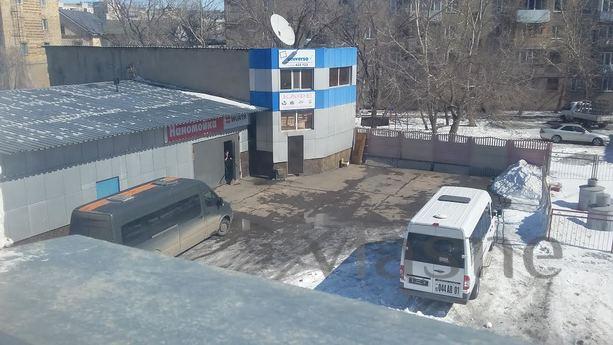 1 bedroom, 45 quarter-Mozhaiskogo, Karaganda - günlük kira için daire