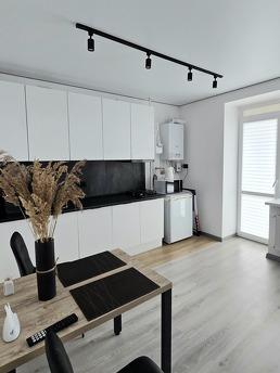 Podobovo, depending on the weather, Mykolayivska street, Vinnytsia - apartment by the day