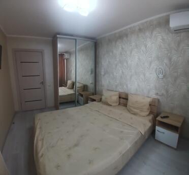 Rent 1k.kv. LCD Atlant on Kievsky, Brovary - apartment by the day