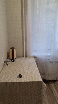 I'm looking for an apartment for rent in Dobovo, Kamenskoe (Dniprodzerzhynsk) - günlük kira için daire