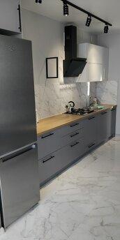 1 кім. люкс класу . Зарічанська, Хмельницький - квартира подобово