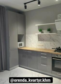 1 кім. люкс класу . Старокостянтинівське, Хмельницький - квартира подобово