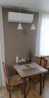 1 . Railway station academy near viysk, Khmelnytskyi - apartment by the day