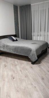 1 кім. люкс класу . Зарічанська, Хмельницький - квартира подобово