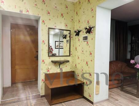 THERE IS A QUIET WOODIN SO MUCH, Chernomorsk (Illichivsk) - günlük kira için daire