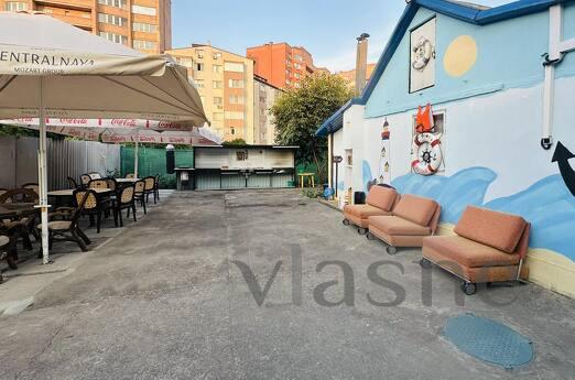 THERE IS A QUIET WOODIN SO MUCH, Chernomorsk (Illichivsk) - günlük kira için daire