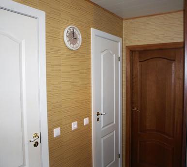 2 bedroom apartment with a  renovation, Moscow - günlük kira için daire