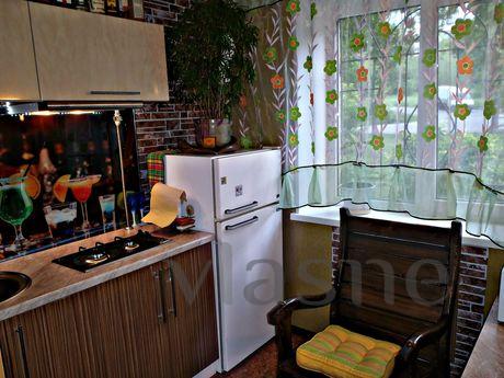 1 bedroom apartment 89,507,464,188., Magnitogorsk - günlük kira için daire