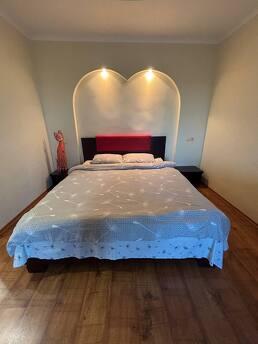 Danil Kurianov, Dnipro (Dnipropetrovsk) - günlük kira için daire