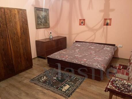 Здається  дім подобово в Берегово, Берегово - квартира посуточно