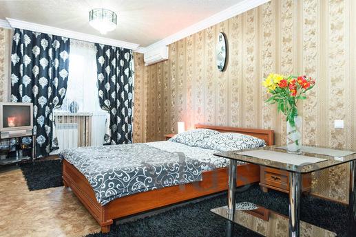 Zaporozhye'de bir odalı bir daireyi saatlik olarak, bir günl