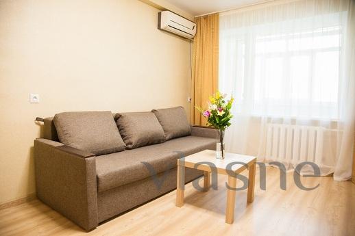 1-room junior suite on Tsentralny Blvd., Zaporizhzhia - apartment by the day