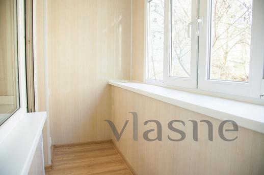 1-room junior suite on Tsentralny Blvd., Zaporizhzhia - apartment by the day