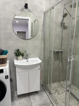 Lux 2 rooms near the stadium Slavutich-Arena, Zaporizhzhia - apartment by the day