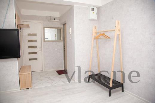 2-room Lux on Shkolnaya street 34, Zaporizhzhia - apartment by the day