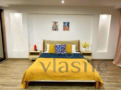 1ком Люкс-студия, ул.Патриотическая,56а, Запорожье - квартира посуточно