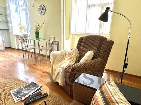 2-ком Полулюкс, рядом с бул. Шевченко, Запоріжжя - квартира подобово