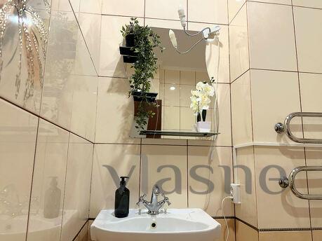 2-ком Полулюкс, рядом с бул. Шевченко, Запоріжжя - квартира подобово