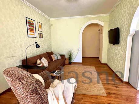 2-ком Полулюкс, рядом с бул. Шевченко, Запоріжжя - квартира подобово