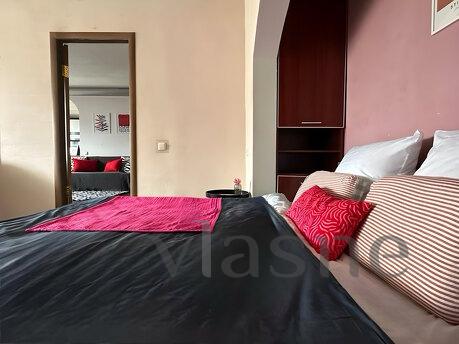 2к ЛЮКС рядом с пл. Университетской, Запоріжжя - квартира подобово